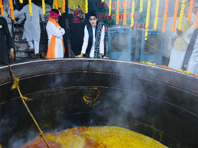 Ajmer Dargah Deg donation and food service