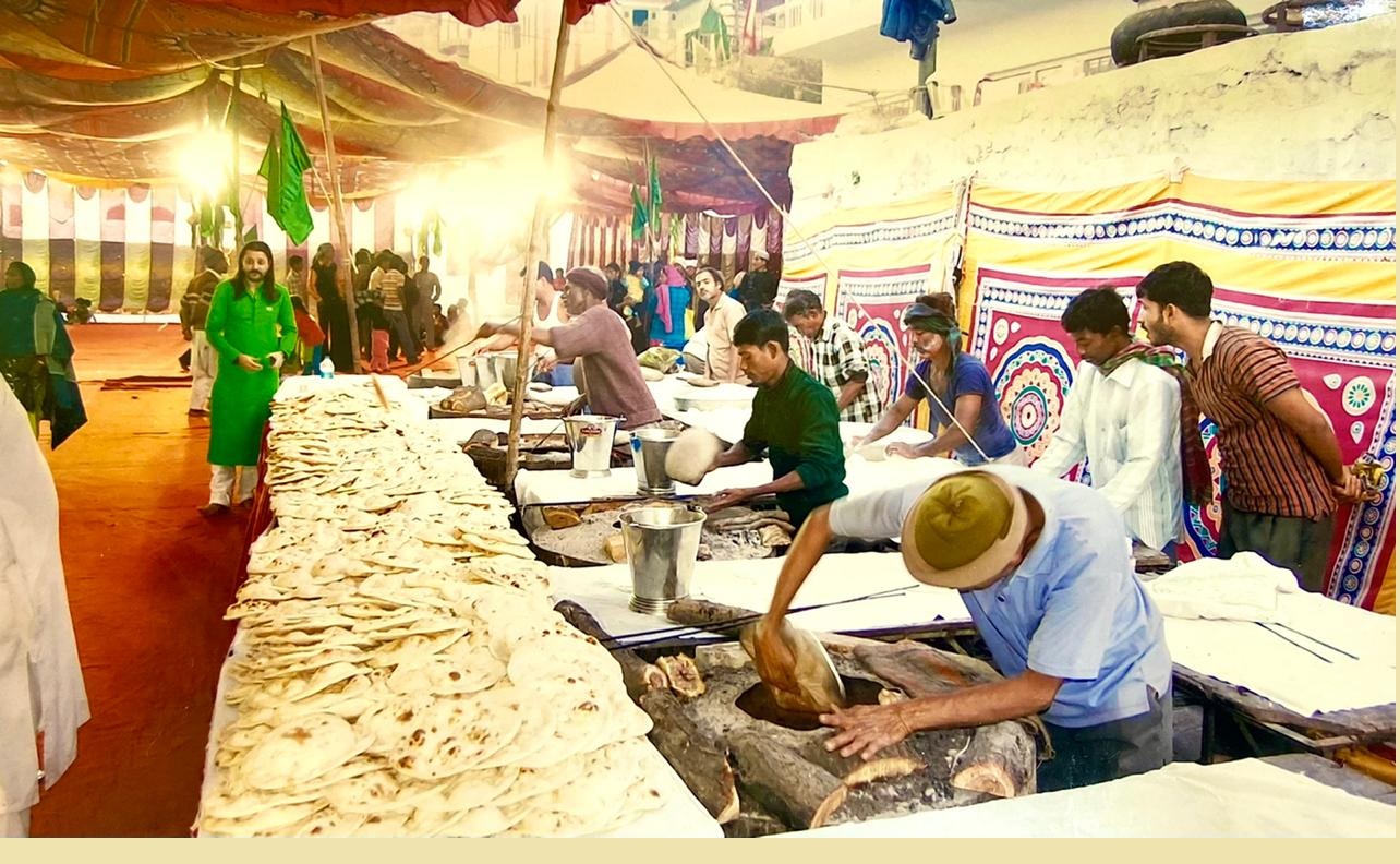 Langar distribution at Ajmer Sharif Dargah
